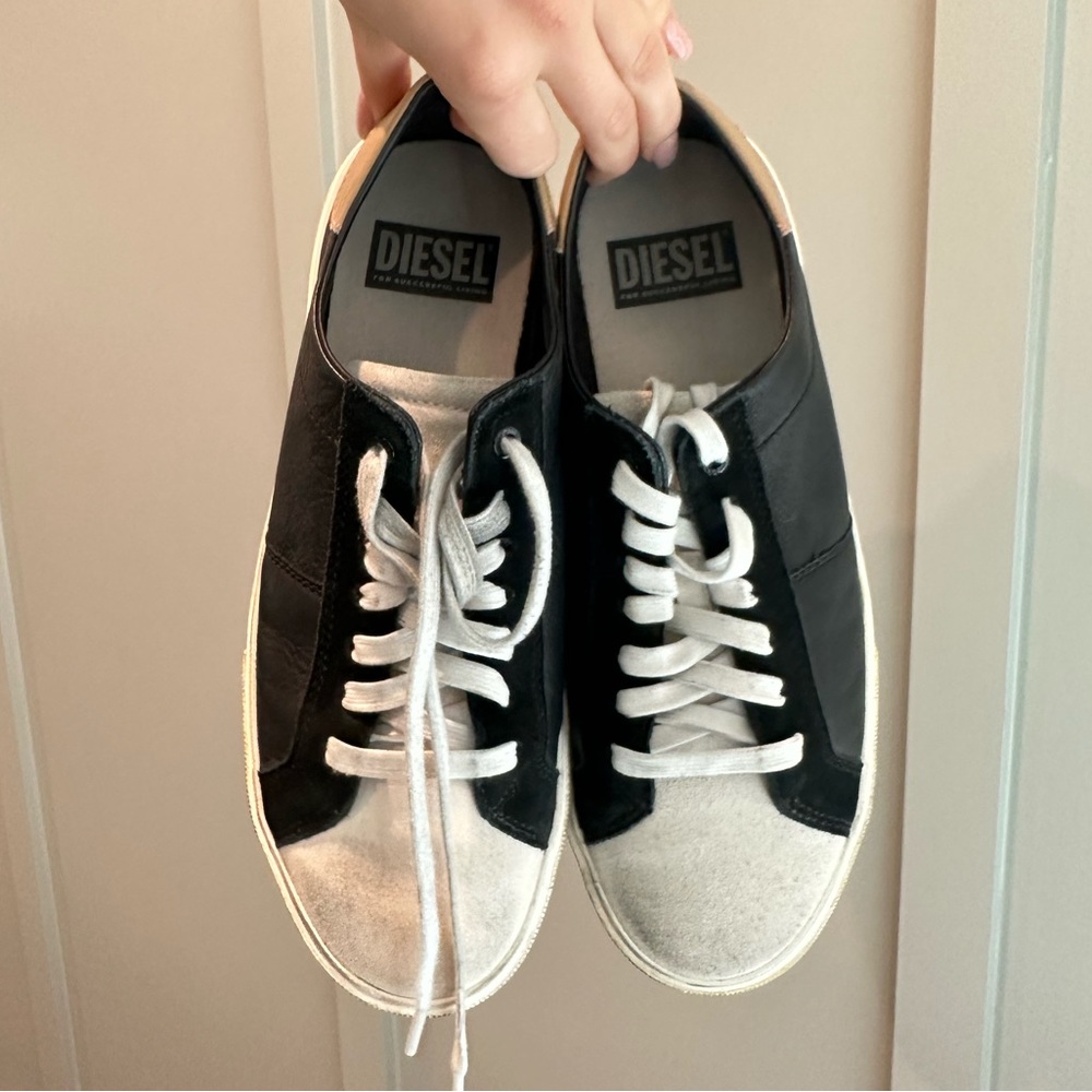 Diesel tennis shoes